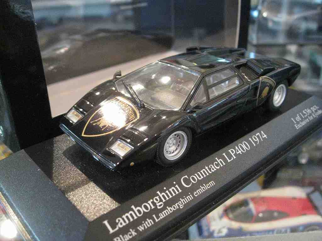 Kyosho Minichamps Lamborghini Countach Black with Lamborghini emblem 1/43 LP400-1974