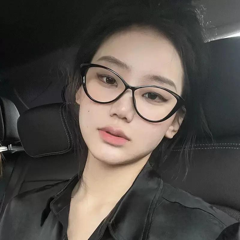 Vintage Cat Eye Anti-Blue Light Myopia Glasögon Fyrkantiga Minus Glasögon Retro Triangel Ram Transparent Glasögon