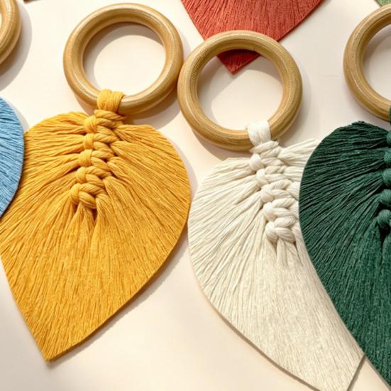 Boho Chic Home Accents Wooden Napkin Ring, Braided Leaf Design Holder, Rustic Farmhouse Table Supplies Ring for Decor, Dinner Party Accessories Unique