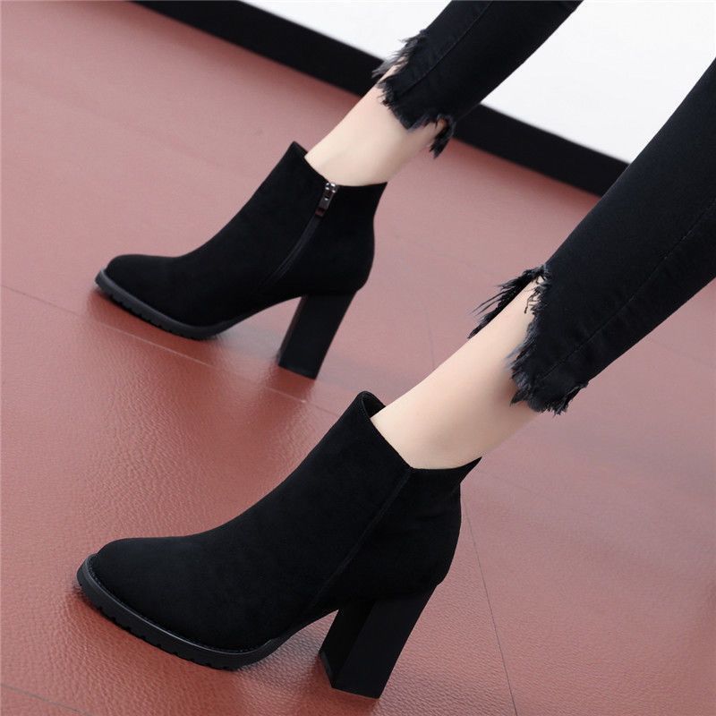 

Сапоги на высоком каблуке женские осенне-зимние новые британские короткие сапоги на толстом каблуке универсальные черные теплые нескользящие ботинки Martin 37