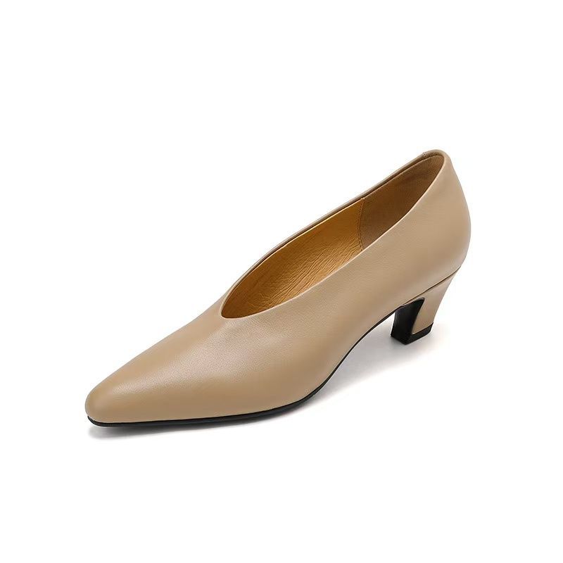 Nowe minimalistyczne codzienne retro szpilki z ostrym noskiem i dekoltem w serek nowy lekki otwór gruba podeszwa dojazdy moda małe buty na płaskiej podeszwie damskie