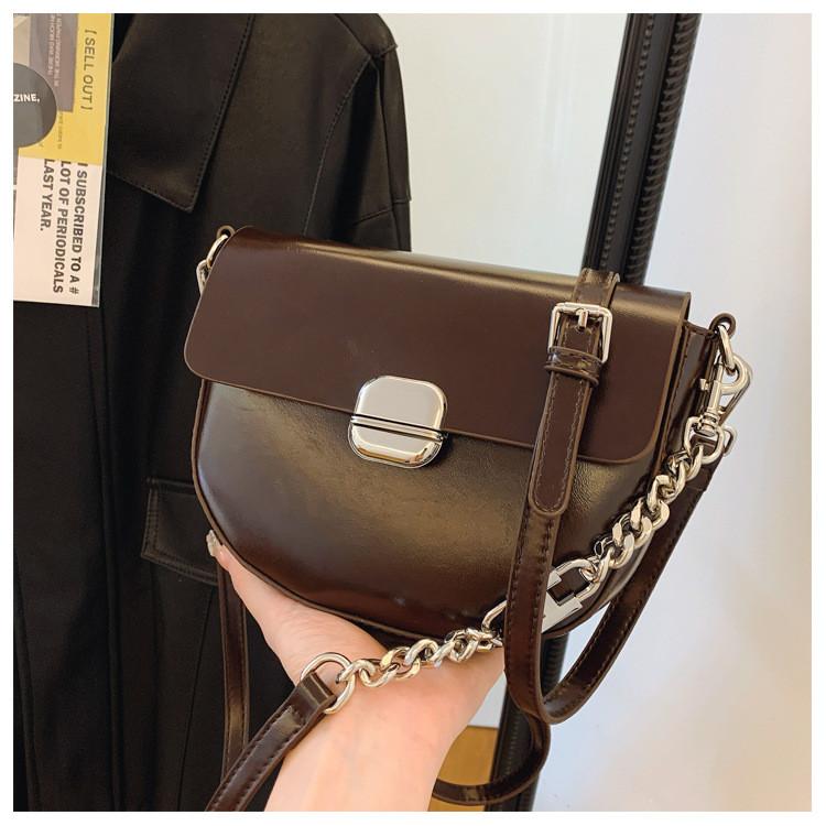 IELGY Melade Shoulder Bag Fashion Chain Crossbody Bag
