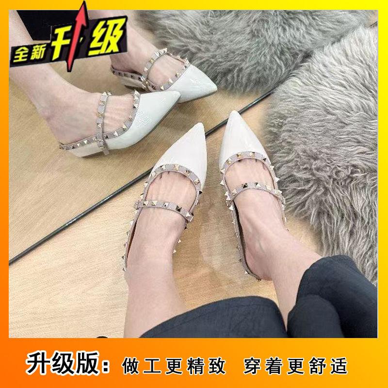 

Французское слово с остроносыми сандалиями снаружи лето 2025 новая маленькая сумка-голова с гвоздями ивы, полуподнос для женщин 42