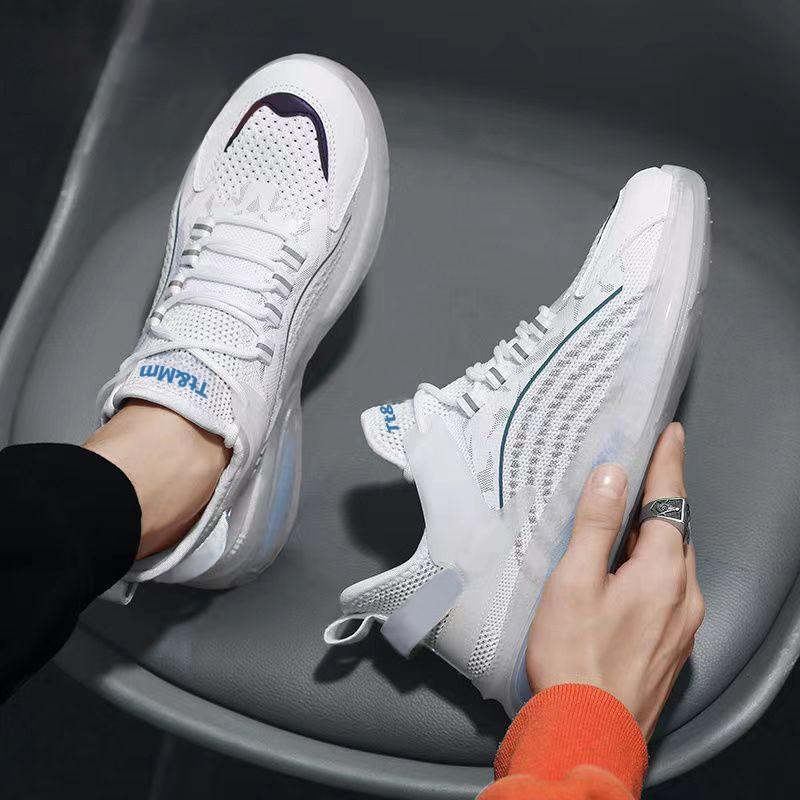 

New men s fly-woven mesh breathable sneakers fashionable versatile outdoor casual shoes student running shoes 44 белый