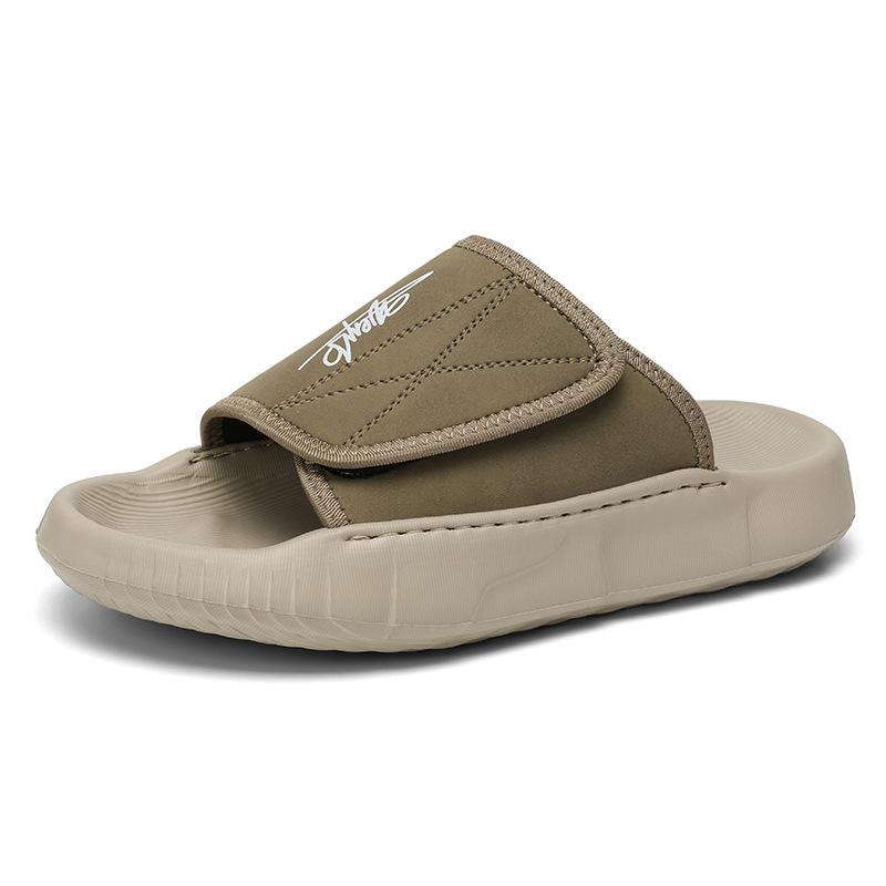 Slippers men's summer trendy brand outside wear non-slip deodorant stepping on shit soft bottom outdoor leisure youth beach sandals