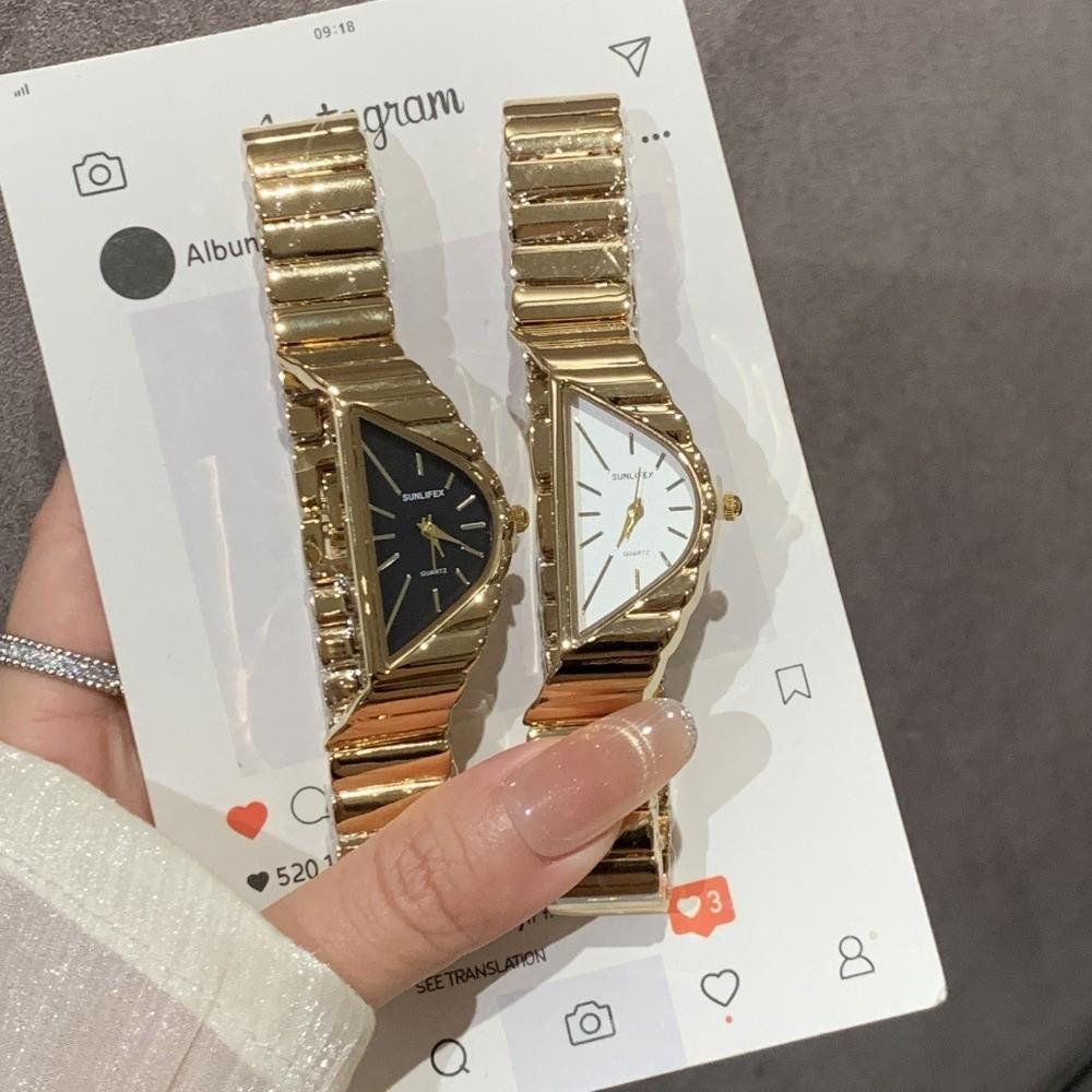 Irregular Niche Women's Watch Gold Chain Elegant Luxury Ladies' Wristwatch Fashion Jewelry Half-Moon Dial Quartz Watch Wedding
