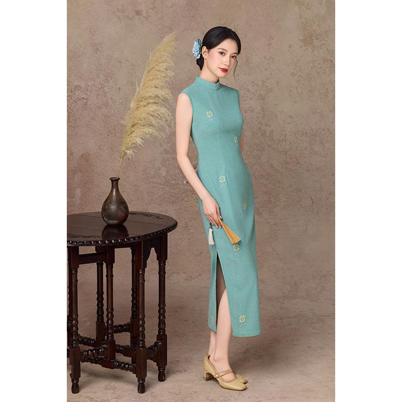 Blue Cheongsam New Chinese 1011 New Women's Autumn Young Daily Wear Cheongsam Elegant Embroidery Slim Fit