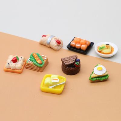 3Pcs Meticulous Workmanship Universal Useful Good Craftsmanship Mini Strawberry Dollhouse Cake Model