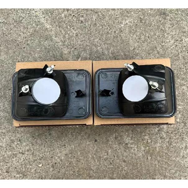 1 Piece Rear Bumper Fog Light For Wrangler 2007-2018 Lamp Housing Replacement Without Bulb 55078104AC 55078105AC Warning Lights