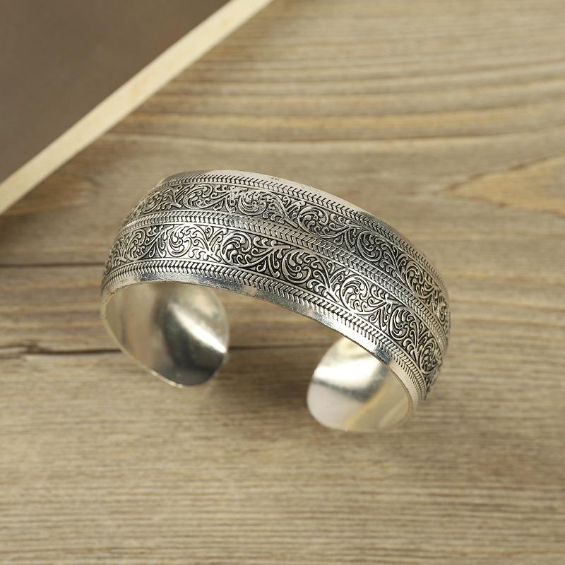 Retro Silver Bracelet Engraved Opening Wide Bracelet Fashionable Personality Miao Silver Old Antique Jewelry