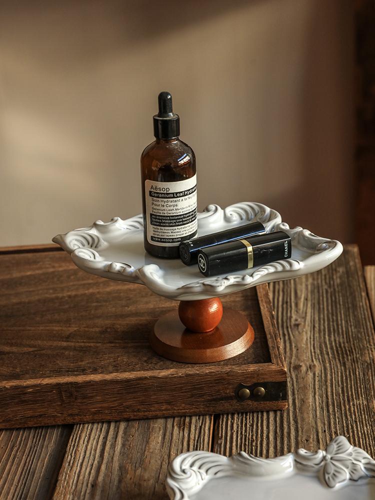 Retro Wooden High-legged Fruit and Snack Plate Storage, Living Room Entrance Storage Tray, Decorative Item, Ceramic Snack Plate