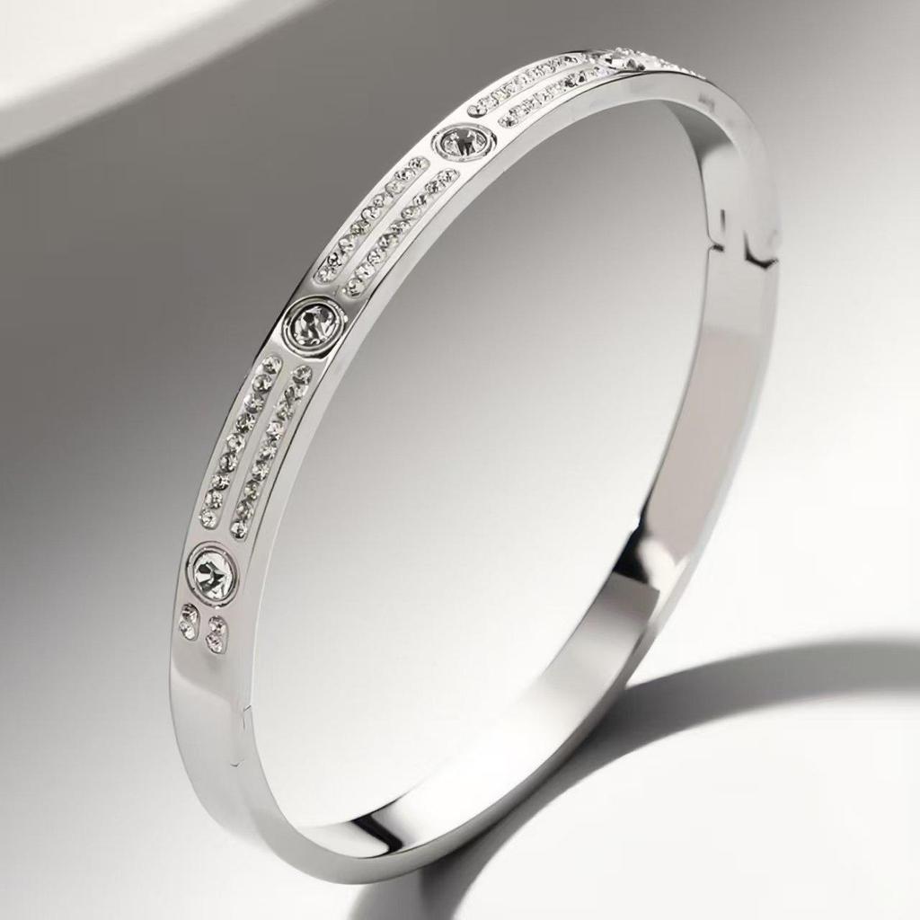 Elegant Roman Numeral Intertwined Titanium Steel Bracelet for Women - Diamond Inlaid, Double Layer, Colorfast Jewelry