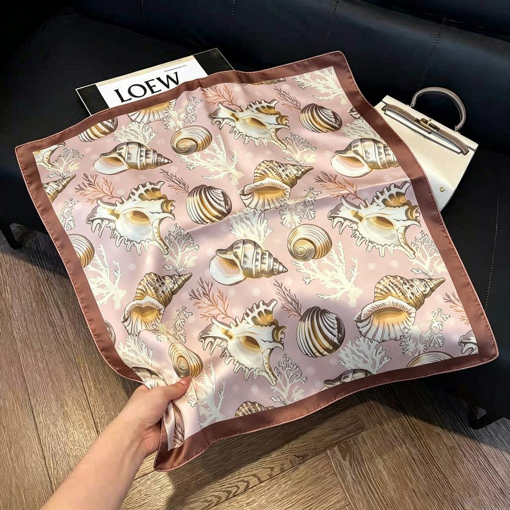 May Kaji Cashew Flower Square Scarf Retro Men's Silk Scarf Buckle British Style Scarf Men's Paisley Pattern Small Scarf Women