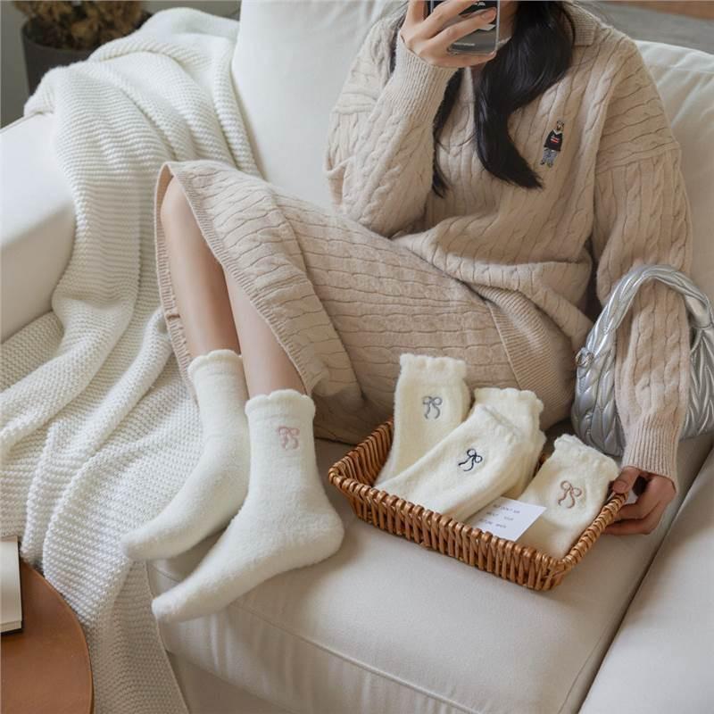 2025 Women's Autumn/Winter Imitation Mink Velvet Bow Embroidery Mid-Calf Socks - Warm, Comfortable Sleep and Home Socks