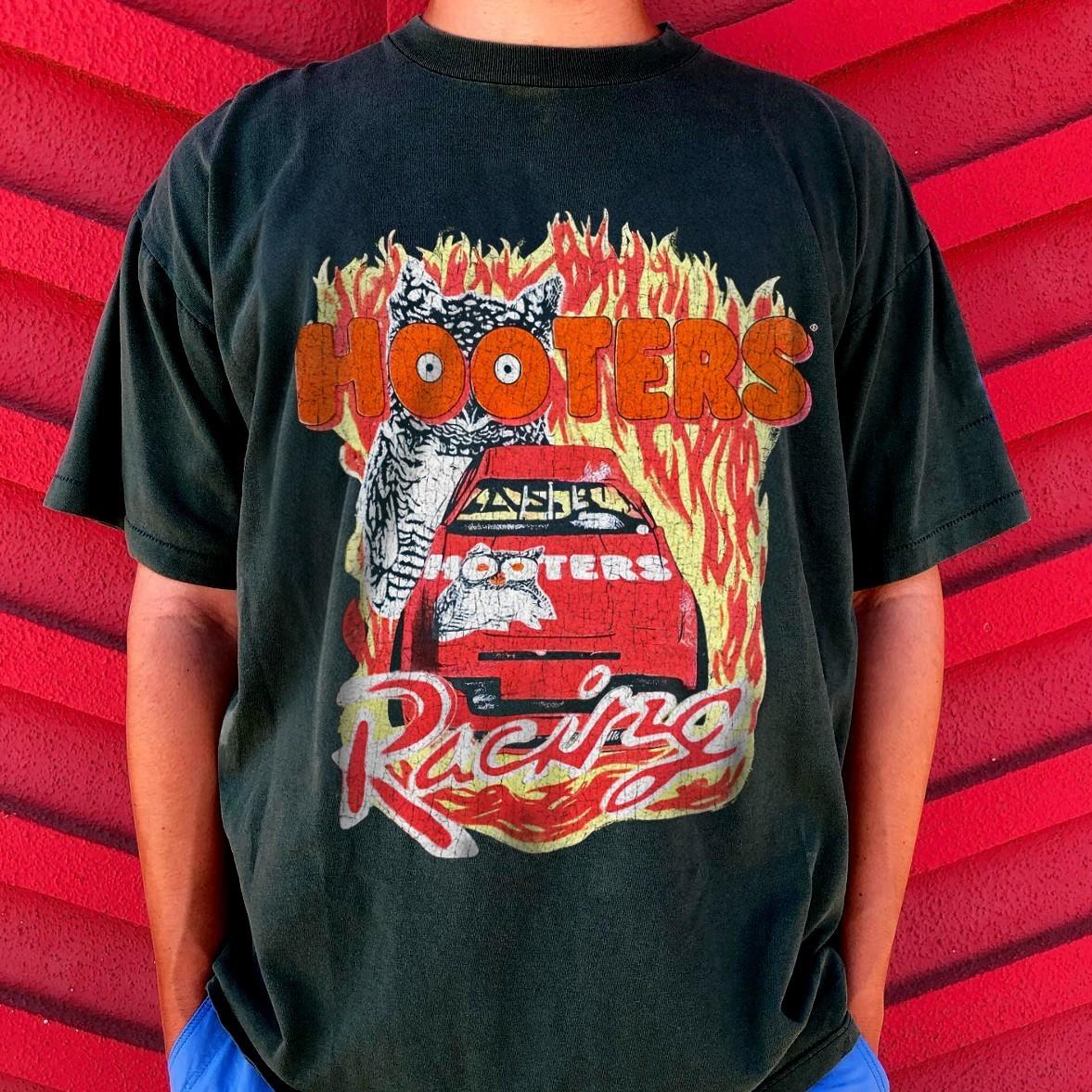 90 s Hooters Racing Aged Black T-Shirt M S