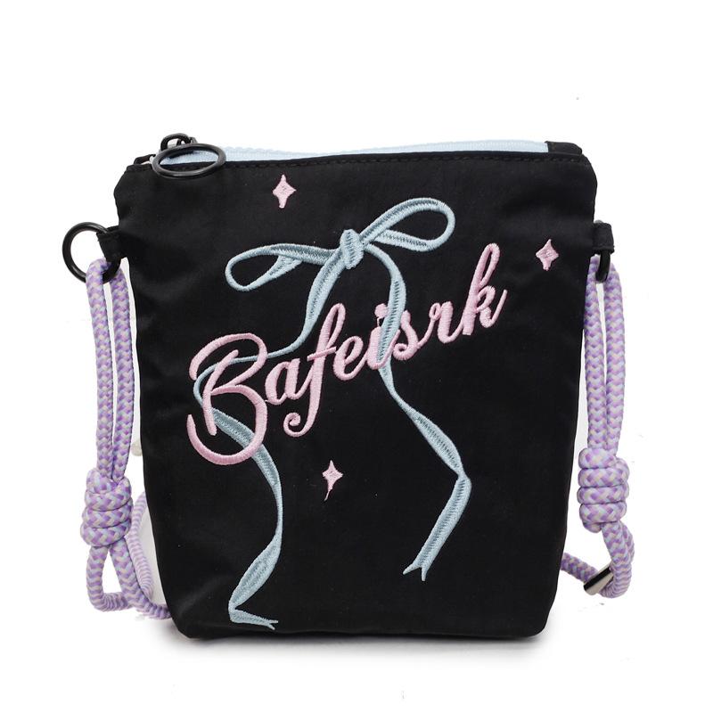

Summer bow messenger mobile phone bag women s bag new light commuter nylon shoulder bag embroidered small square bag чёрный