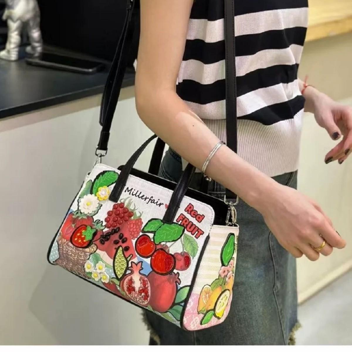 

Premium Bag Women S Splicing Embroidery Handbag Versatile Shoulder Messenger Small Bag