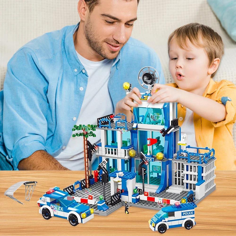 City police station building block group boy DIY car brick police station model building children's educational toy gift