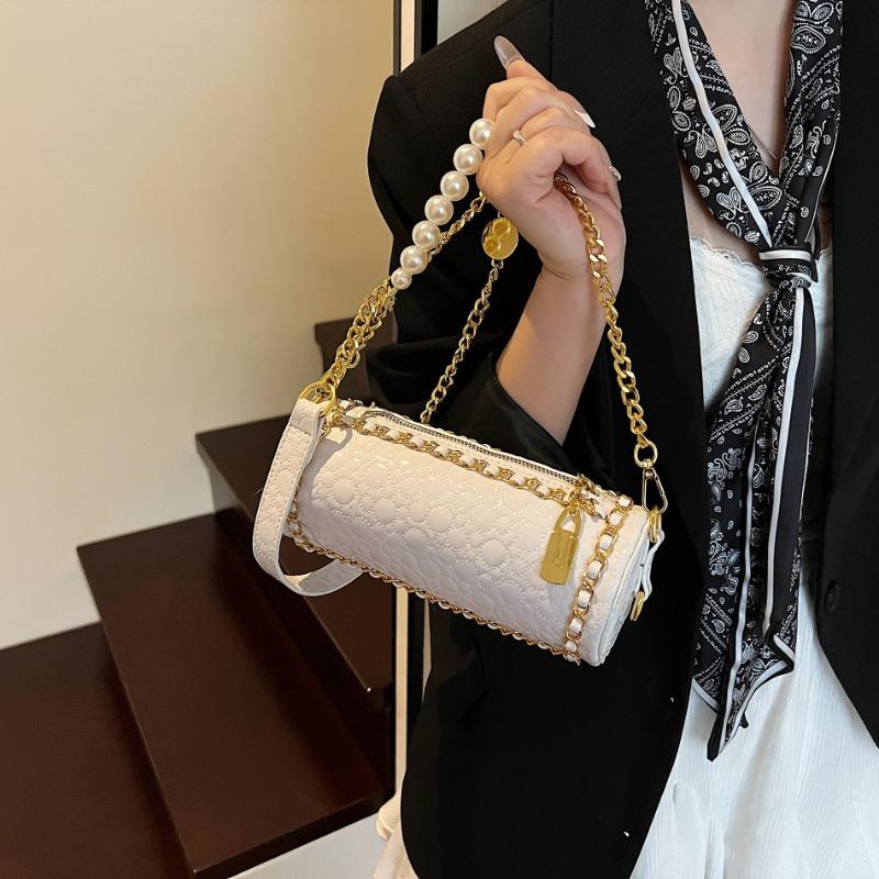 Patent Leather Glossy Women's Bag, Rhombus Embroidery Thread, High-quality Texture Women's Chain Bag, Trendy Versatile Women's Messenger Bag