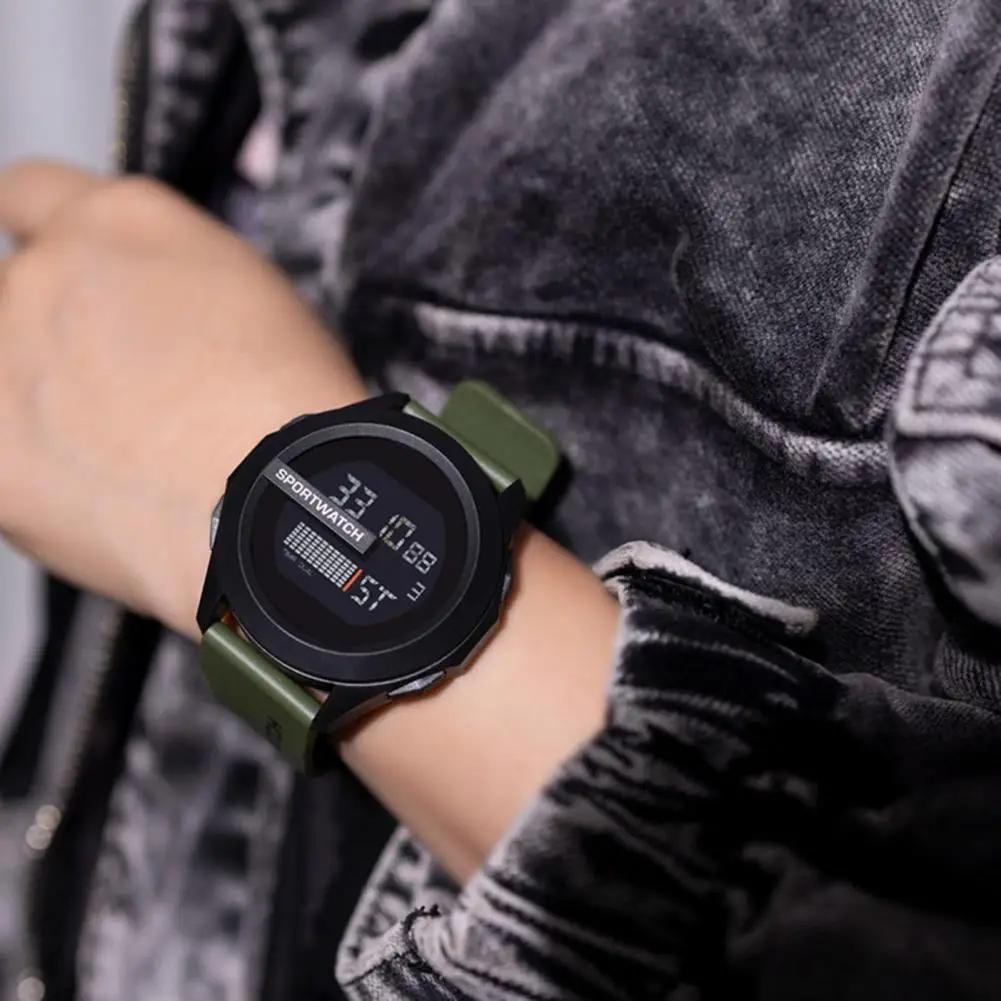 Pánské sportovní hodinky Budík Multifunkční Pánské LED digitální hodinky Vodotěsné Fitness Sport Elektronické hodinky pro muže Hodiny