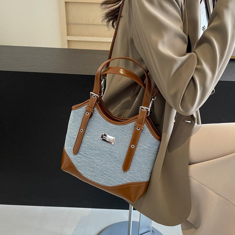 Fashion Portable Denim Bag Women's New Versatile Shoulder Bag Leisure Bag