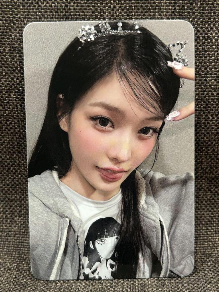 [USED] ILLIT Bomb Shopee Kpopmerch Lakidro Iroha