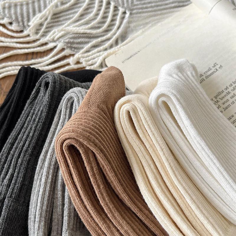 Autumn and Winter Socks, Women's Mid-calf Socks, Pile Socks, Solid-colored Cotton Socks, Versatile and Simple Socks