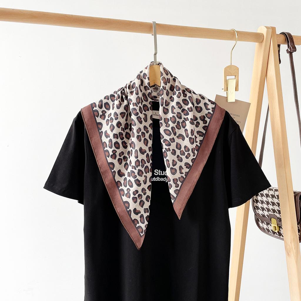 58 * 58cm Four Seasons Available New Large Square Towel Headband Breathable Sweat Absorbing Sunscreen Simple Shawl Professional Scarf