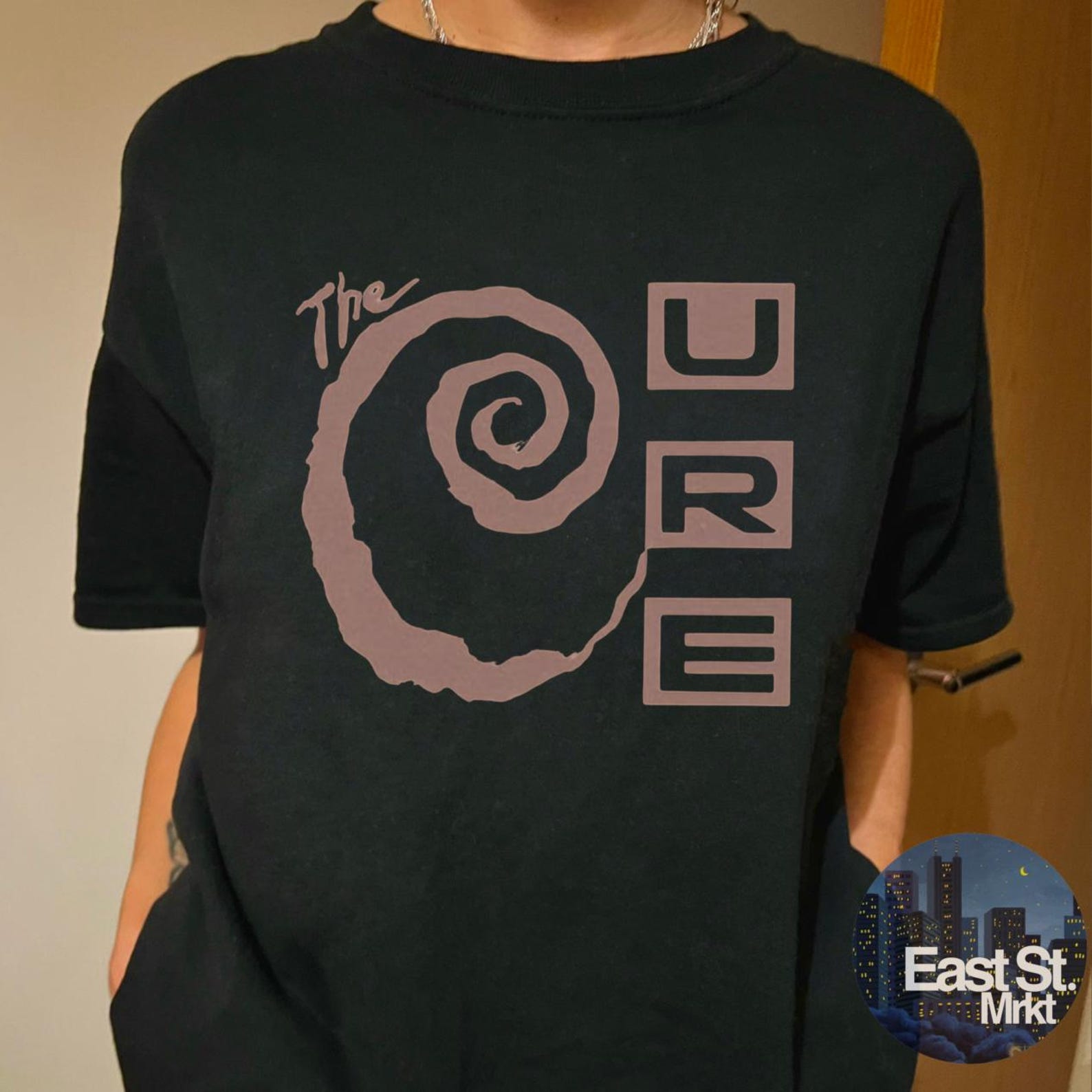 The Cure Graphic Tee: Vintage Retro Music 90s 00s y2k Style T Shirt M