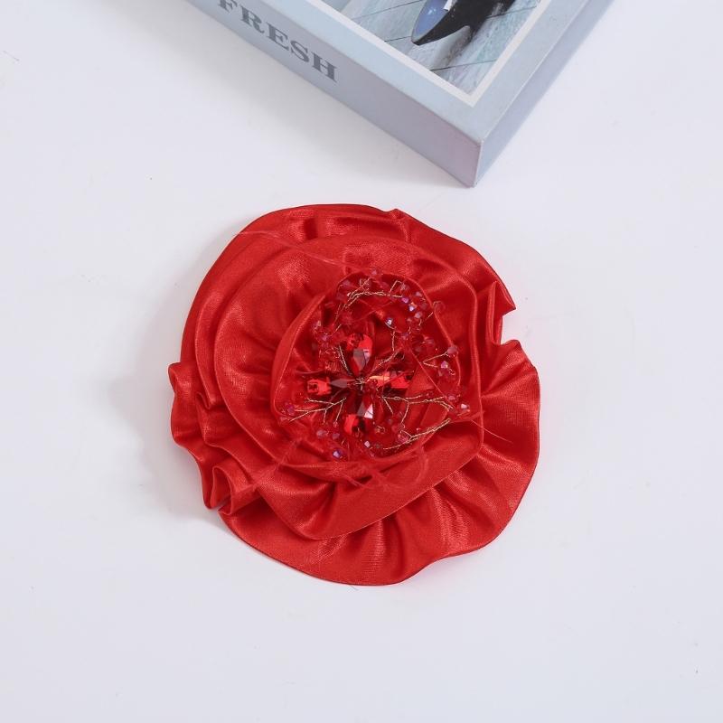 Fabric Flower Brooch for Women, Oversized Floral Pin with Soft Fabric Detail for Jackets, Dresses, Scarves and Bags
