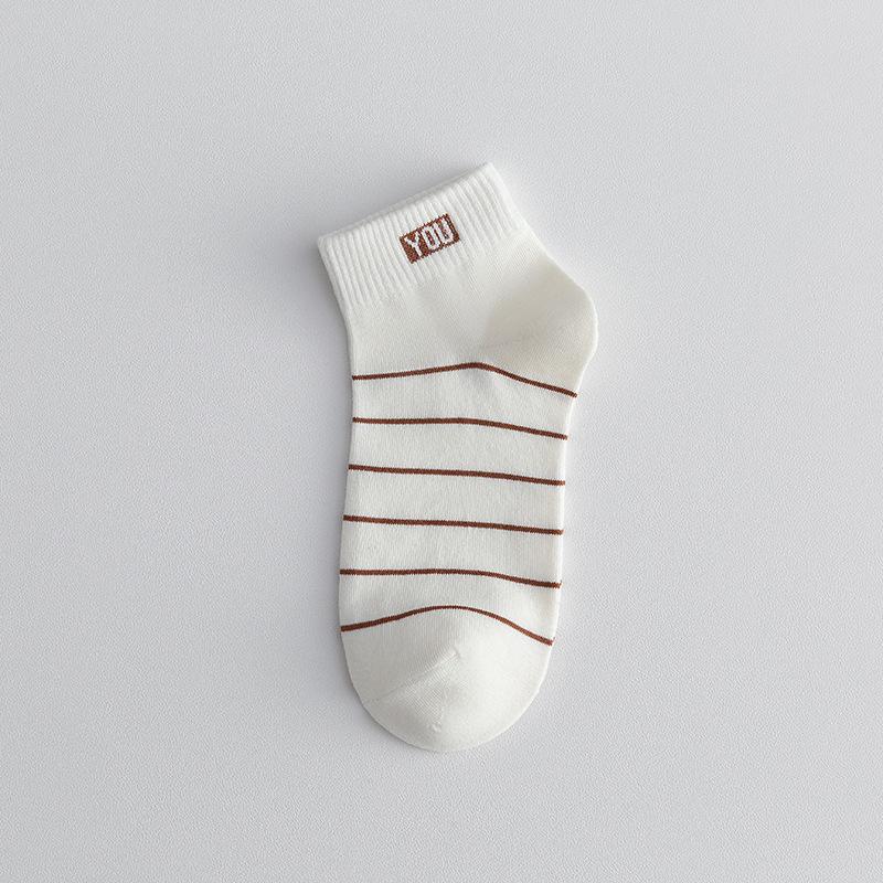 Men's Short Socks, Summer Thin Polyester-cotton Breathable and Sweat-absorbing, Summer Mid-calf Sports Socks, Trendy Student White