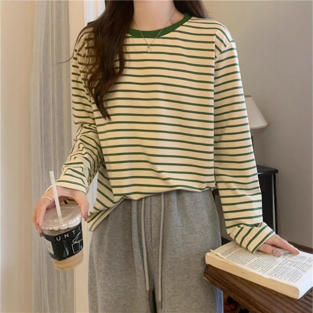 T-shirt a manica lunga con scollo rotondo da donna abbigliamento autunnale nuova versatile a righe sottile e larga maglia di base top interno casual