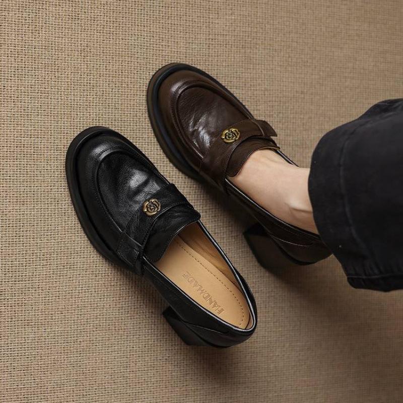 New Women's Leather Loafers Non-slip Thick-soled Mid-mouth Casual High-heeled Large-size Shoes Women Wear Sheepskin Single Shoes In All Seasons
