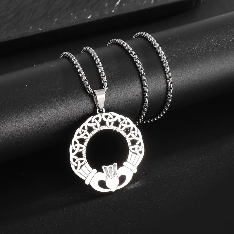 Popular Irish Stainless Steel Hollow Necklace European and American Popular Celtic Knot Pendant Trend Item