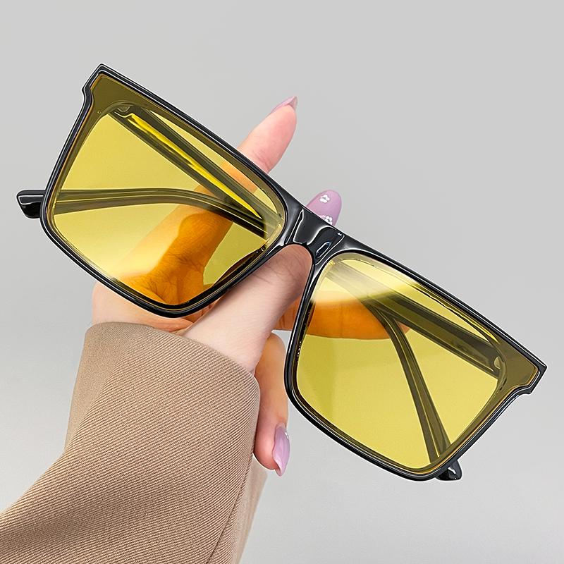 

Retro Square Sunglasses with Black Lens for Women Luxury Brand Designer Fashion Rectangle Glasses for Men UV400 Outdoor Sungla