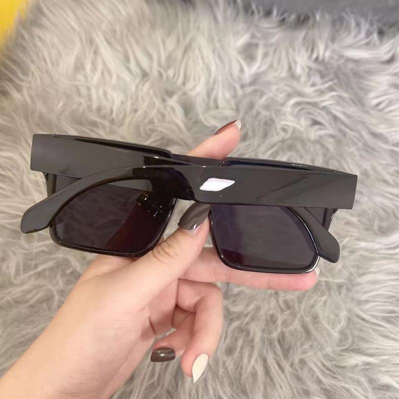 Vintage Rectangle Sunglasses Fashion Square Shades Eyewear Trendy Retro Women Brand Design Glasses Uv400