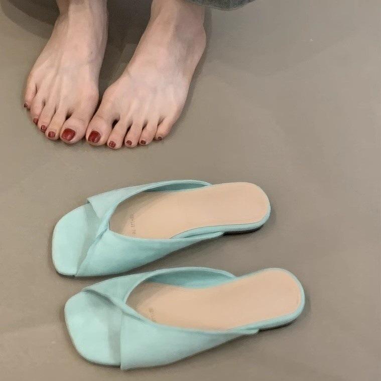 Sanfte Fee coole Hausschuhe süßer Wildleder eleganter Knick floraler Urlaub Strand Zehensandalen