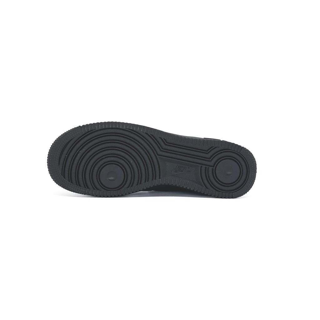Nike נעלי סקייטבורד אייר פורס 1 נמוכות יוניסקס שחור לבן CW2288-001(צוות505-)