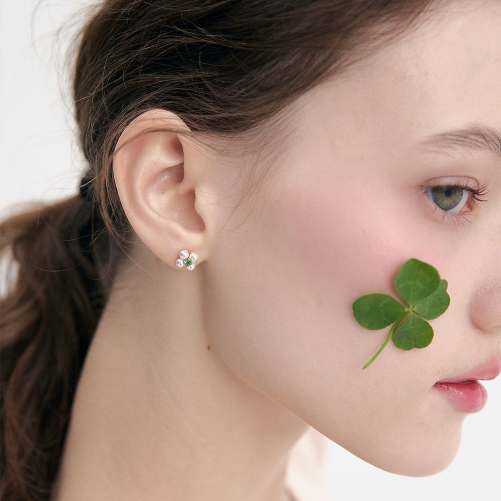 [Rosemont] Silver Clover Pearl Earrings Ra24C24J