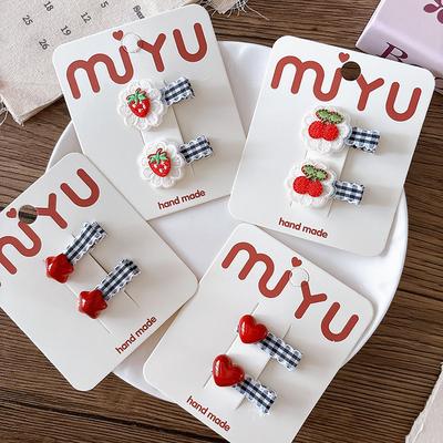 2 Stück Koreanischer Stil Rot Schwarz Karierte Haarnadeln Erdbeere Kirsche Stickerei BB-Clip Kinder Haarspange Pony-Clip Haaraccessoires