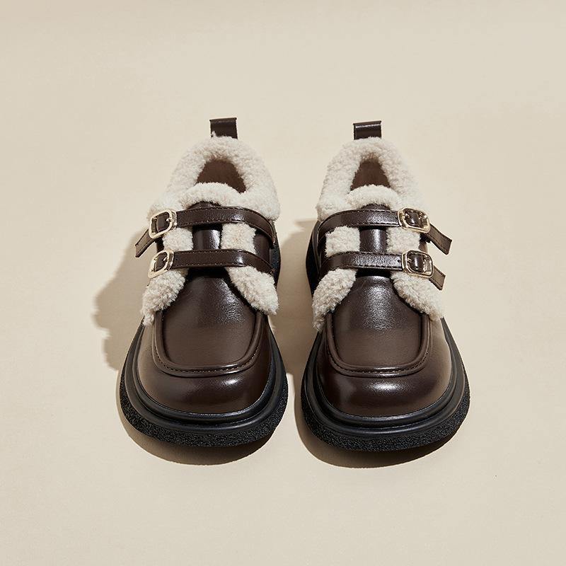 

Женские кожаные туфли в британском стиле 2024 года, теплые туфли-лоферы на толстой платформе с высокой подошвой и шнуровкой для женщин 40 коричневый