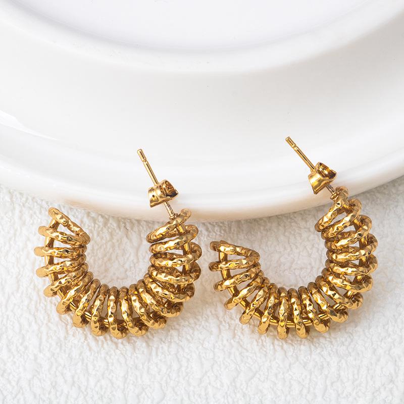

Gold Titanium Steel Hollow Pattern Retro Earrings