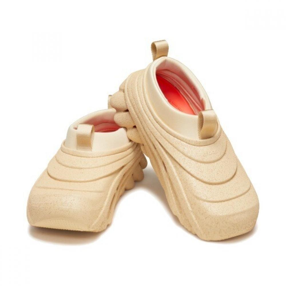 

Crocs Unisex Eco Sand Storm Sesame 210047 0hx Sesame/M4W6(230mm)