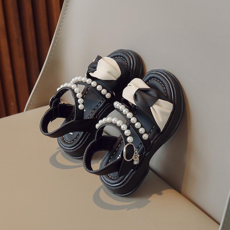 

Детские сандалии, новинка 2023 года, летние новые корейские модные сандалии в стиле принцессы для девочек, сандалии на мягкой подошве с жемчугом для маленьких девочек 23 чёрный