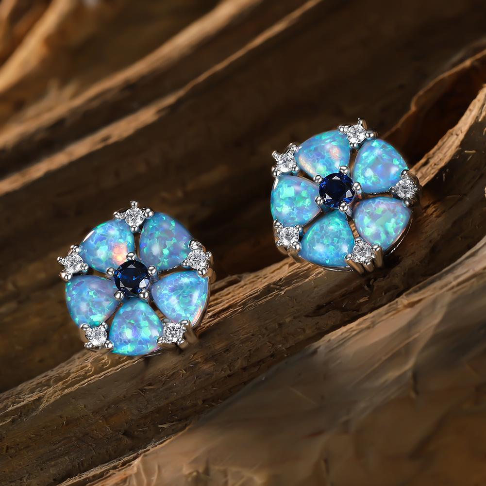 Japanese and Korean Version of New Diamond Studded Flower Earrings for Women Simple Temperament Personality Versatile Earrings and Earrings