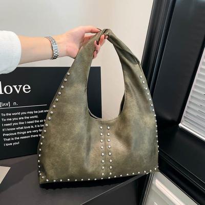 Sac fourre-tout à rivets pour femme, grande capacité, sac à bandoulière pour les trajets quotidiens