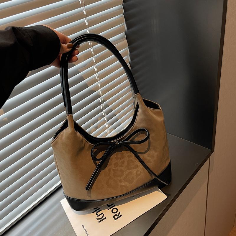 Large capacity leopard print bag women's autumn and winter underarm shoulder bag college student commuting tide tote bag