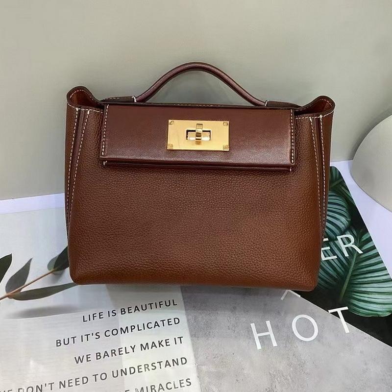 2026 new leather women's bag first layer cowhide Fubao leather briefcase  2424 gold buckle portable messenger bag