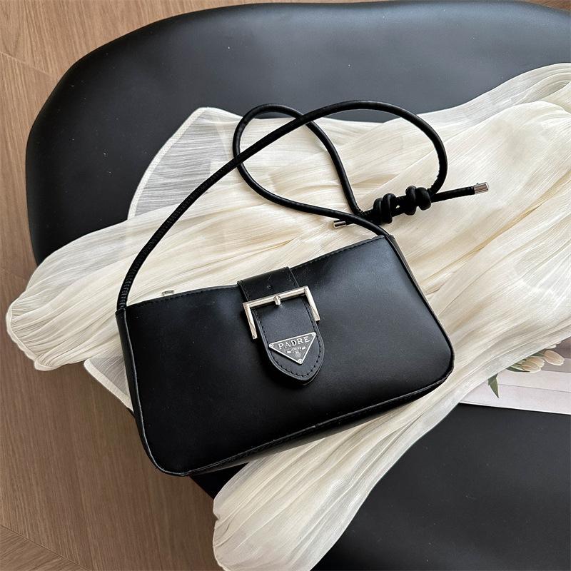 

Модные сумки для женщин летом, новая мода, европейская и американская ретро-мода, сумка на одно плечо, модная маленькая квадратная сумка через плечо