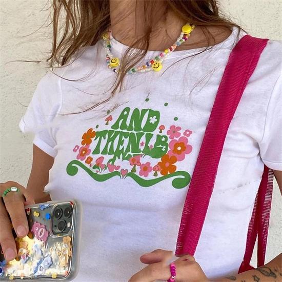 European, American English slogans Printed sexy exposed navel short T-shirt fashionable round neck slim slim top women's multi-picture